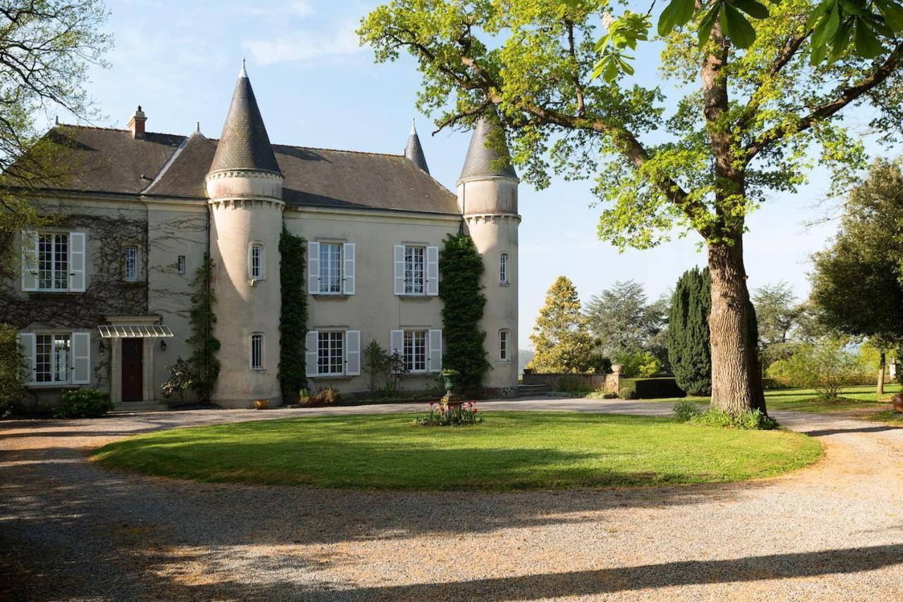 Bed & Breakfast Chateau Haute Roche Oudon